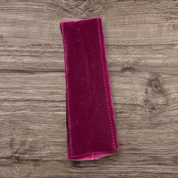 Dolce & Gabbana Suede Velvet Red Velour Maroon Cosmetic Pouch - Picture 3 of 5